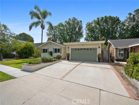 1387 Garlingford Street, Costa Mesa, CA