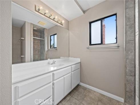 1795 Tanager Drive, Costa Mesa, CA