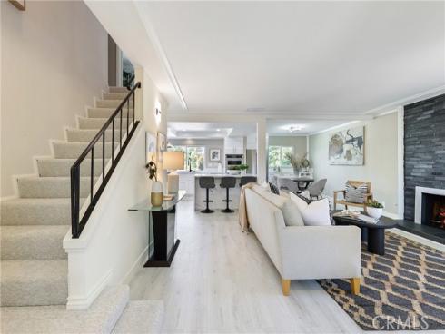 2798 Redwing , Costa Mesa, CA