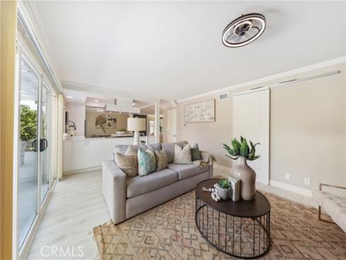 2798 Redwing , Costa Mesa, CA