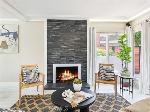 2798 Redwing , Costa Mesa, CA