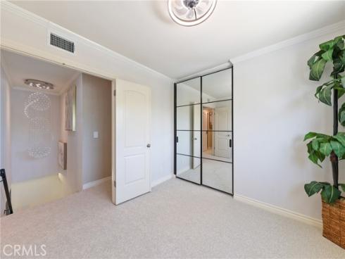 2798 Redwing , Costa Mesa, CA