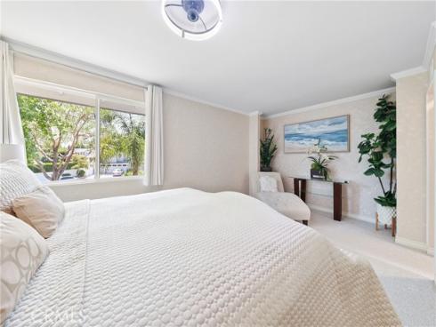 2798 Redwing , Costa Mesa, CA