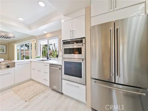 2798 Redwing , Costa Mesa, CA