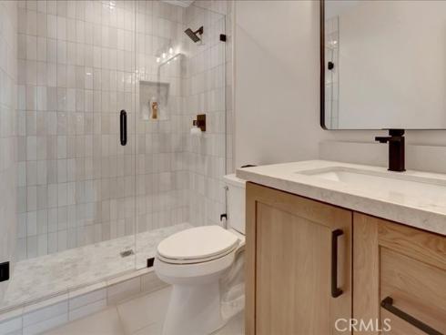 270  Albert   Place, Costa Mesa, CA