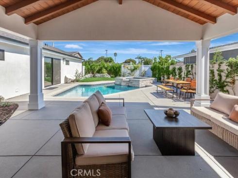 270  Albert   Place, Costa Mesa, CA