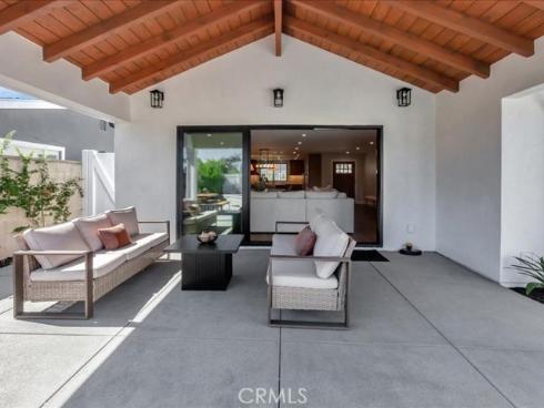 270  Albert   Place, Costa Mesa, CA