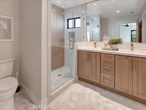 270  Albert   Place, Costa Mesa, CA