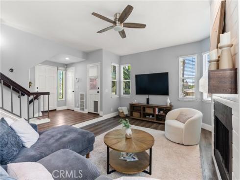 2649  Elden  E , Costa Mesa, CA