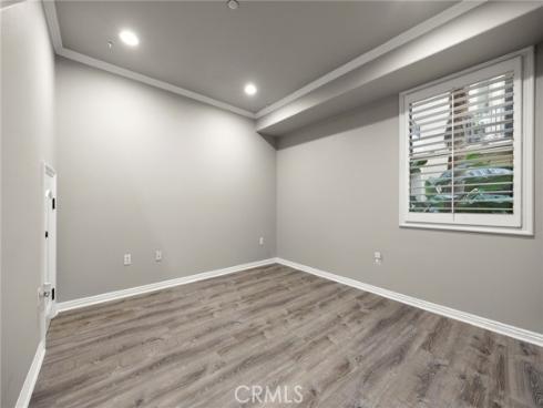 401  Bernard  211  Street, Costa Mesa, CA