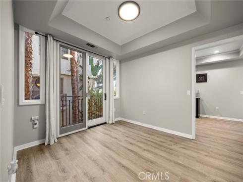 401  Bernard  211  Street, Costa Mesa, CA