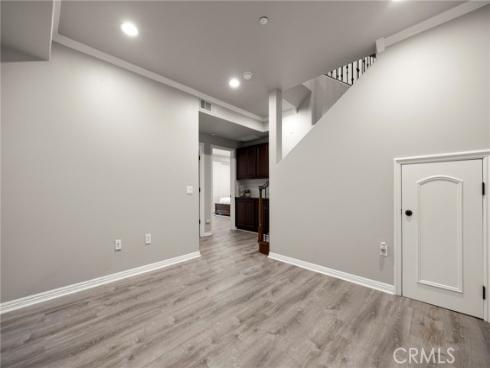 401  Bernard  211  Street, Costa Mesa, CA