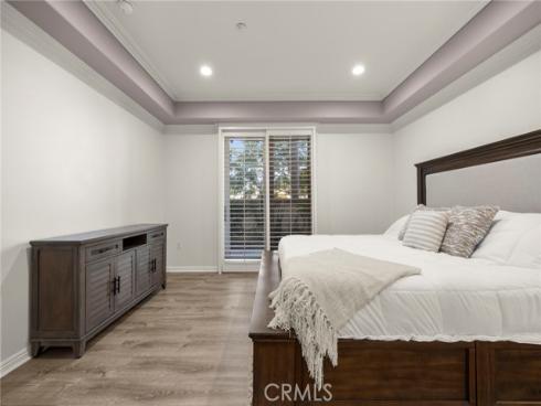 401  Bernard  211  Street, Costa Mesa, CA