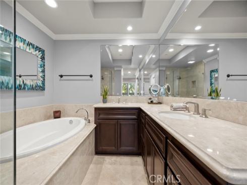 401  Bernard  211  Street, Costa Mesa, CA