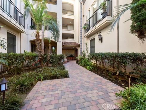 401  Bernard  211  Street, Costa Mesa, CA