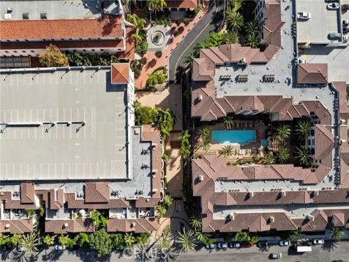 401  Bernard  211  Street, Costa Mesa, CA