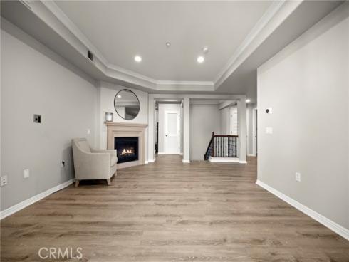 401  Bernard  211  Street, Costa Mesa, CA