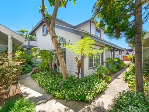 245  Palmer St.  , Costa Mesa, CA