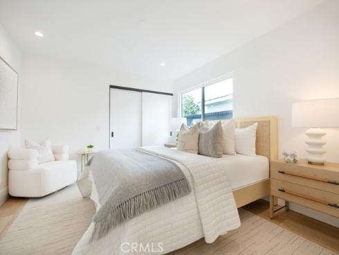 2187  Meyer Place  , Costa Mesa, CA