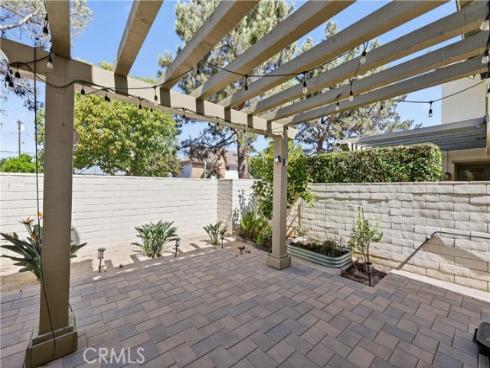 1030  Palmetto Way  , Costa Mesa, CA