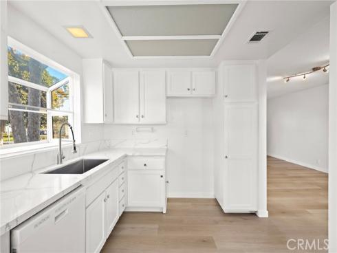 211 Saybrook , Costa Mesa, CA