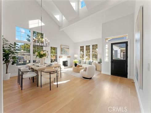 2041 Westminster Avenue