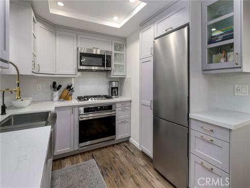 300 Cutter Way, Costa Mesa, CA