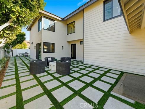 3424  Summerset   Circle, Costa Mesa, CA