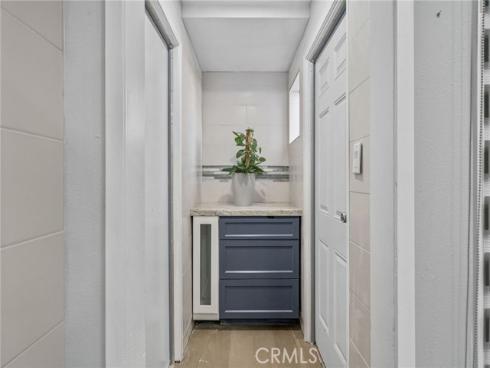 2750  San Carlos   Lane, Costa Mesa, CA