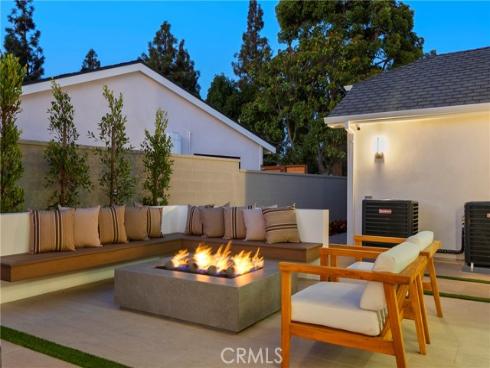 2989 Ceylon Drive, Costa Mesa, CA