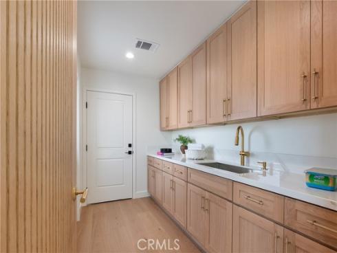 2989 Ceylon Drive, Costa Mesa, CA