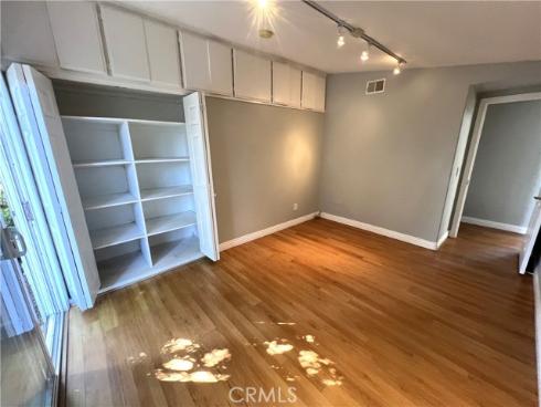 208 Dartmouth Place, Costa Mesa, CA