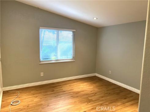 208 Dartmouth Place, Costa Mesa, CA