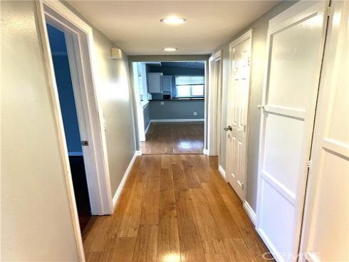 208 Dartmouth Place, Costa Mesa, CA