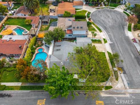 208 Dartmouth Place, Costa Mesa, CA