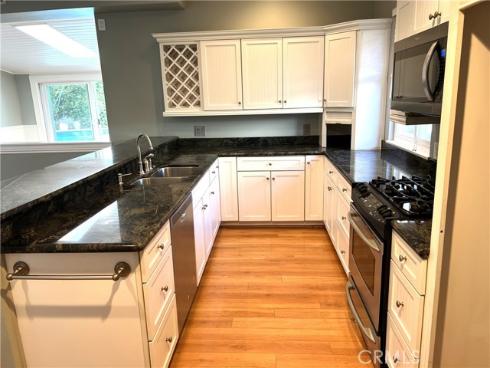 208 Dartmouth Place, Costa Mesa, CA