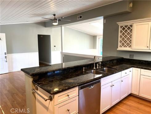 208 Dartmouth Place, Costa Mesa, CA