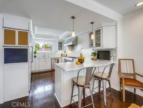 2879 Club House Rd , Costa Mesa, CA