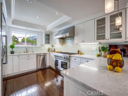 2879 Club House Rd , Costa Mesa, CA