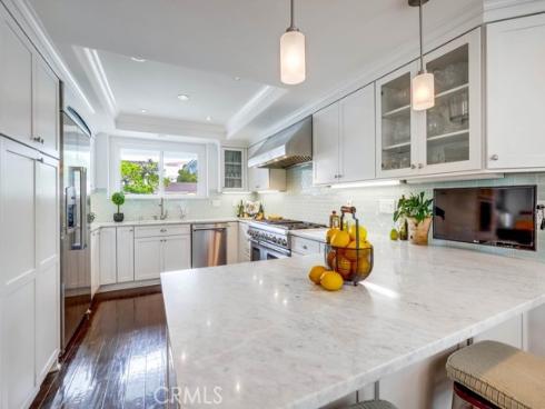 2879 Club House Rd , Costa Mesa, CA