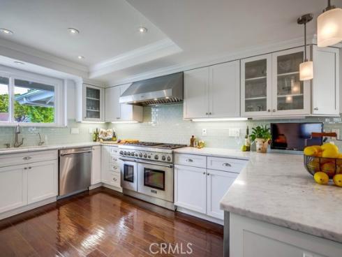 2879 Club House Rd , Costa Mesa, CA