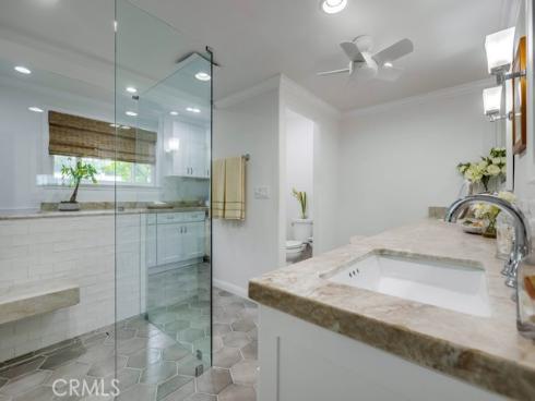 2879 Club House Rd , Costa Mesa, CA