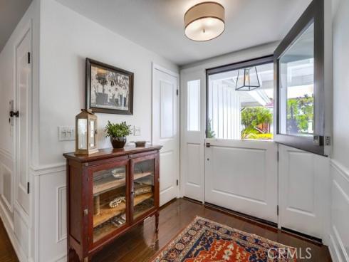 2879 Club House Rd , Costa Mesa, CA