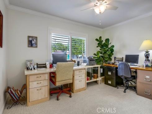 2879 Club House Rd , Costa Mesa, CA