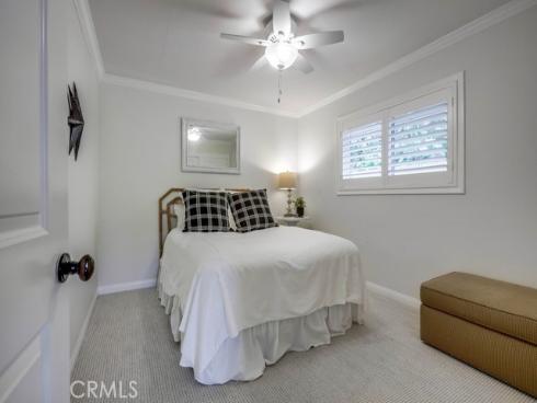 2879 Club House Rd , Costa Mesa, CA