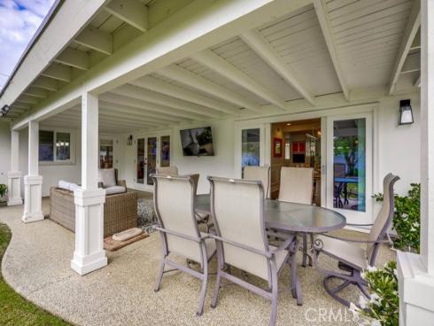 2879 Club House Rd , Costa Mesa, CA