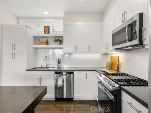 617 W 17th  , Costa Mesa, CA