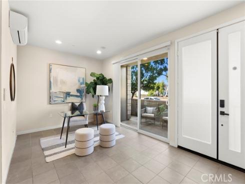 617 W 17th  , Costa Mesa, CA