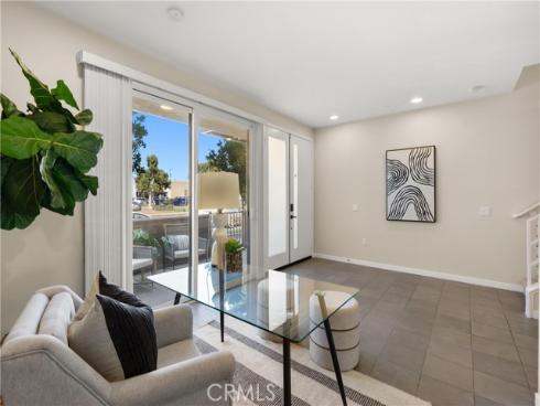 617 W 17th  , Costa Mesa, CA