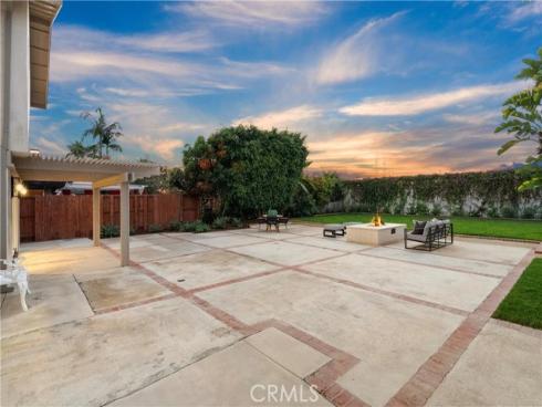 2741 Sandpiper Drive, Costa Mesa, CA
